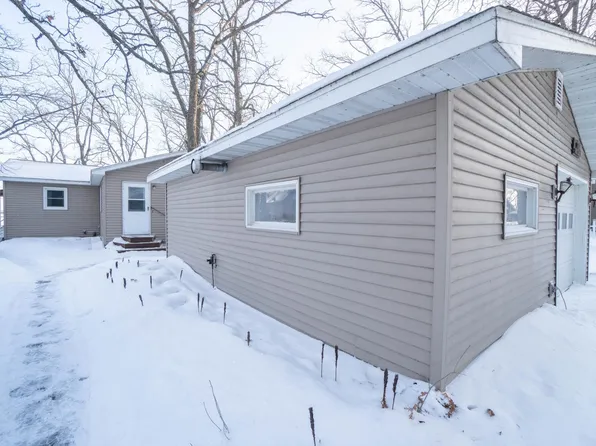 36678 Oak Point Dr, New York Mills, MN 56567