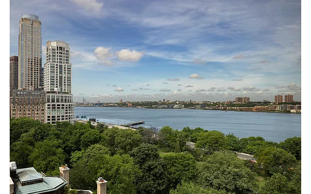 Sold by Douglas Elliman | media 8