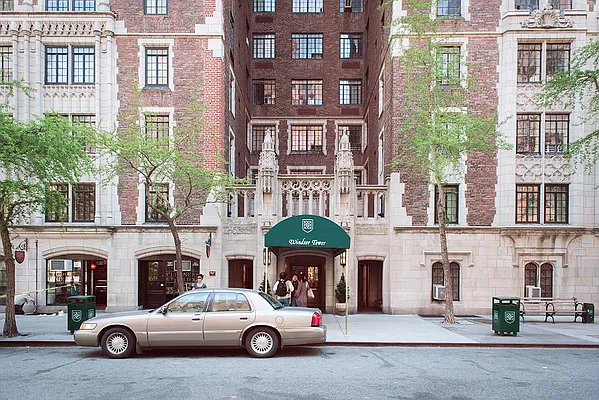 Rented by Keller Williams NYC | media 19