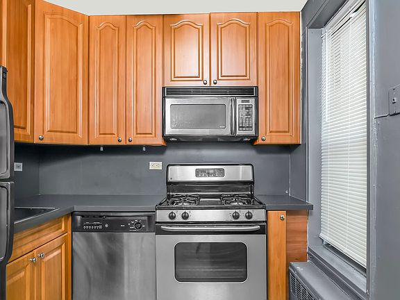 2nd image of 84-10 153rd Ave APT 4N