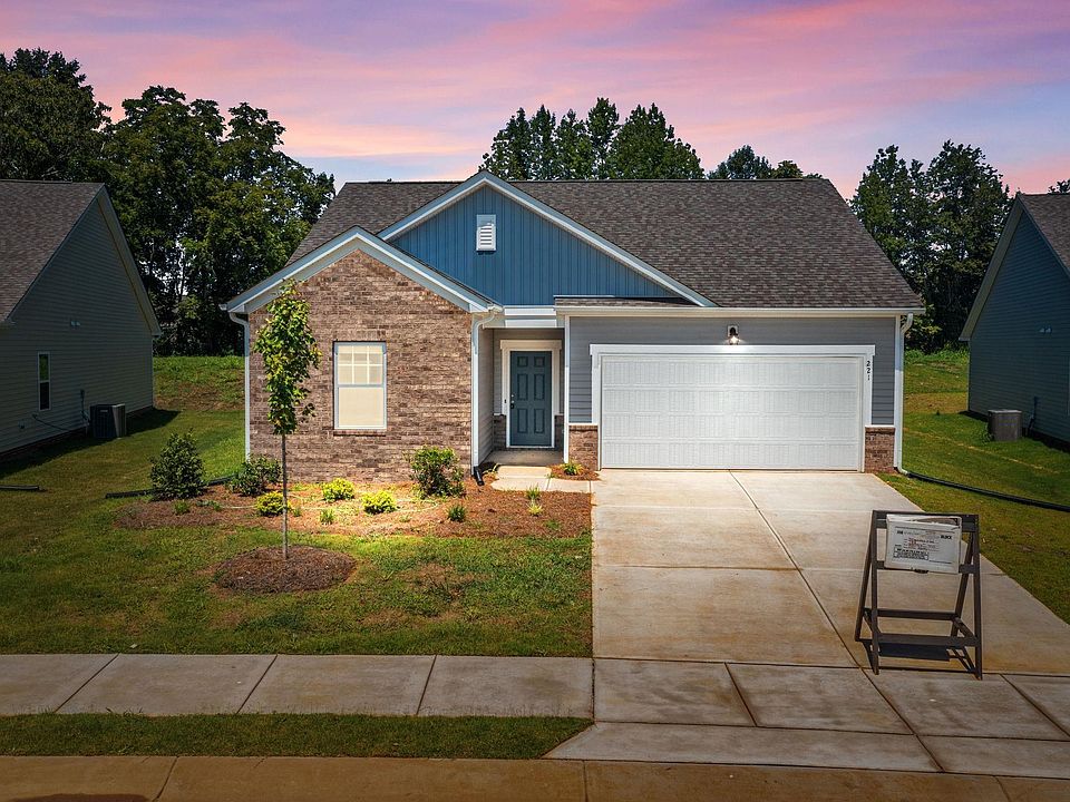 1st image of 221 Antietam Pl