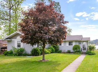 65784 Lakeshore Dr, Vandalia, MI 49095