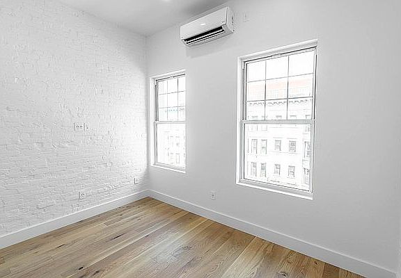 3rd image of 1440 Pacific St #24