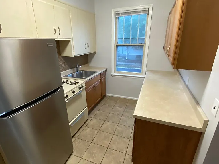 204 S 4th Ave #2 — Photo 8