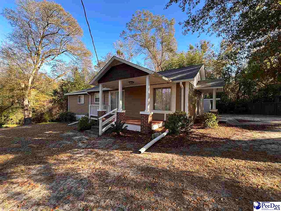 1st image of 213 Rosewood Dr