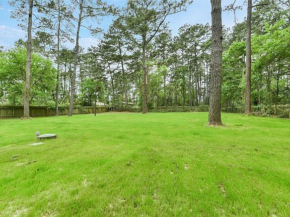 4th image of 14615 Waynewood Dr