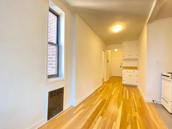 5th image of 85-14 Broadway APT 4D