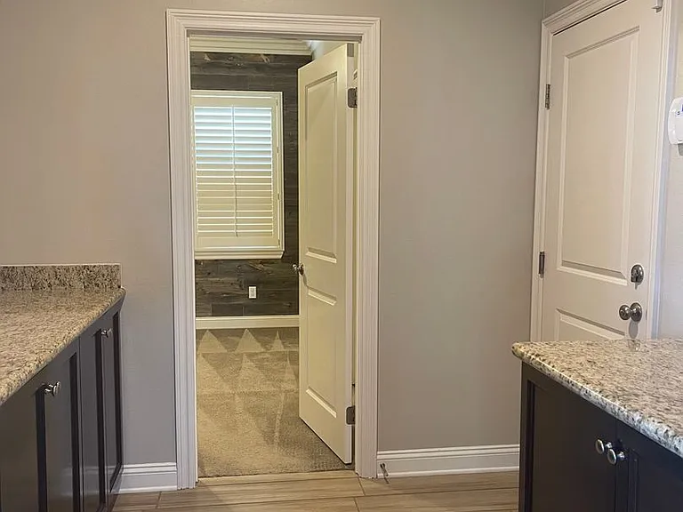 34600 Serdonis St — Photo 11