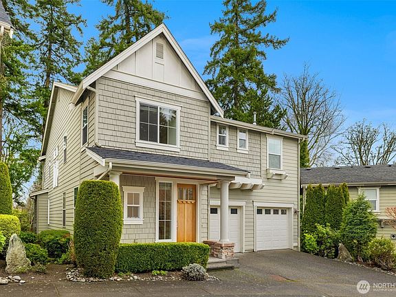 2nd image of 1717 100th Avenue NE