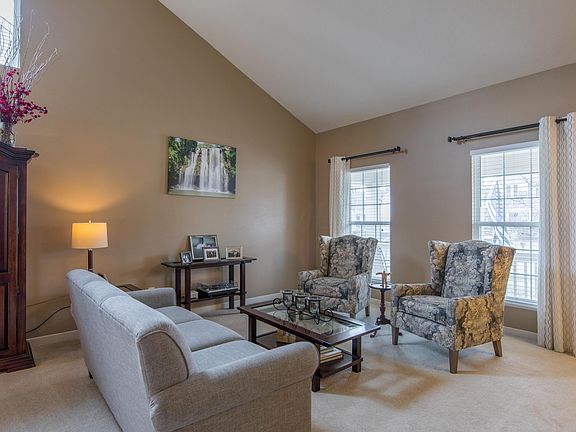 5th image of 444 Mill Wind Dr