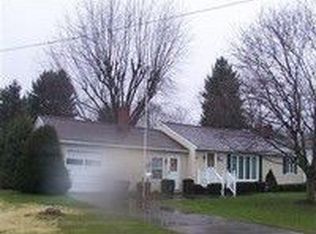 208 Maple St, Tuscarawas, OH 44682
