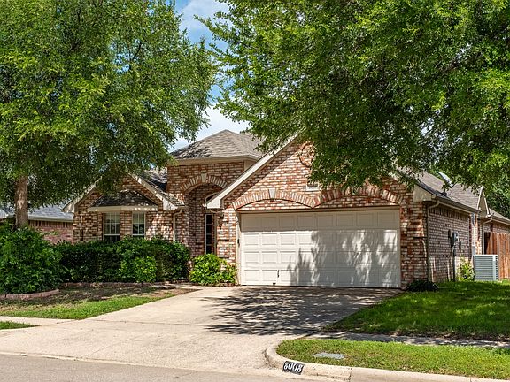 3rd image of 8008 Paloverde Dr