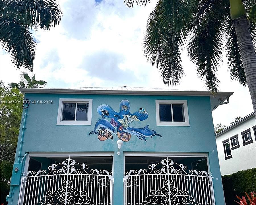 1st image of 24 Tarpon Ave