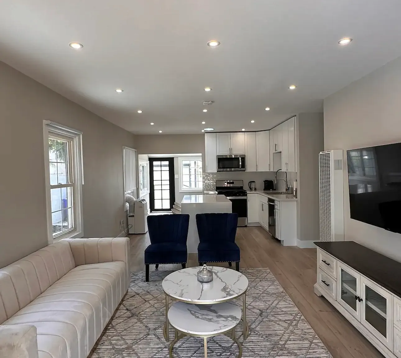 903 Archer St — Photo 1