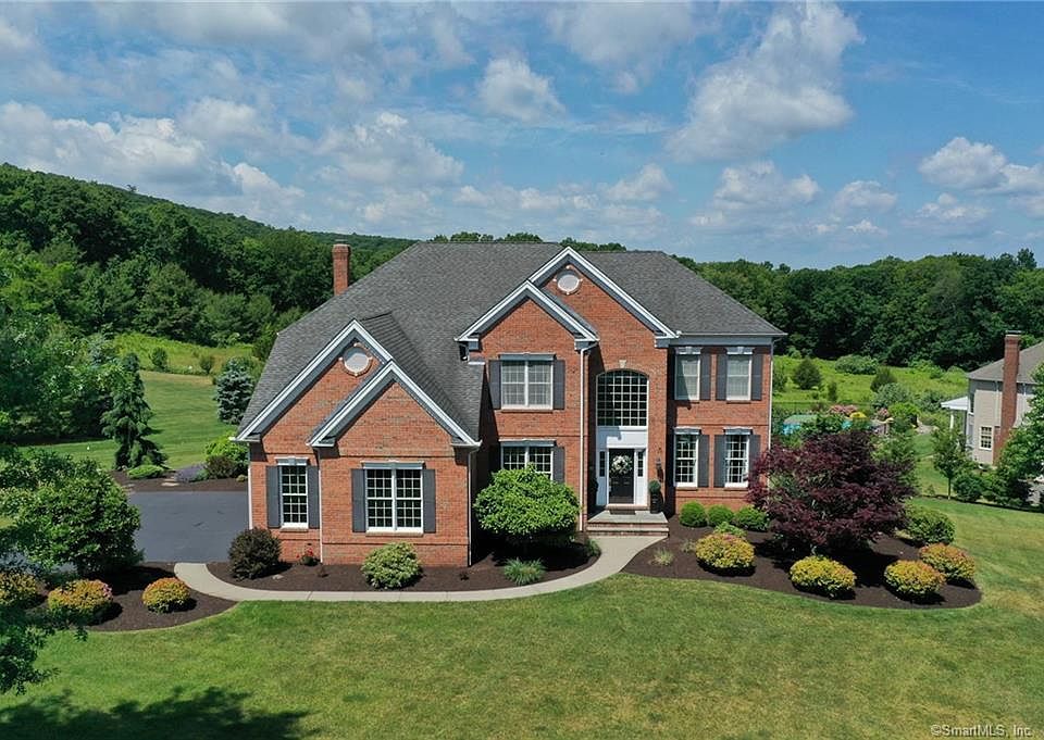 1st image of 53 Shelburne Way