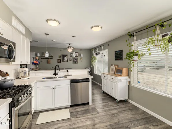 2031 W DAHLIA Drive, Phoenix, AZ 85029