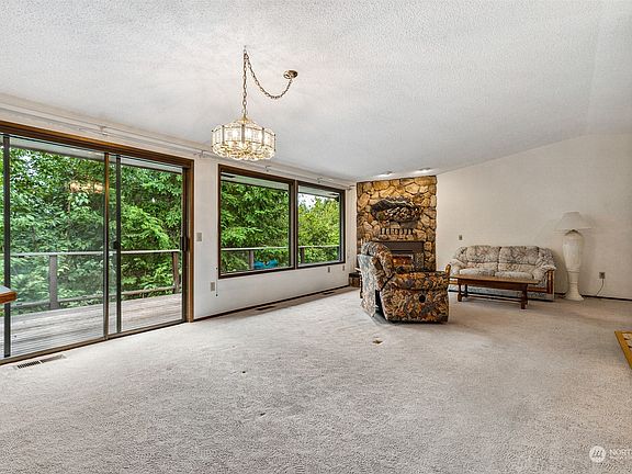 5th image of 1520 Evergreen Park Lane SW