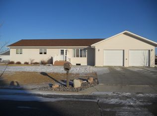 1618 Cedar Ct, Crookston, MN 56716