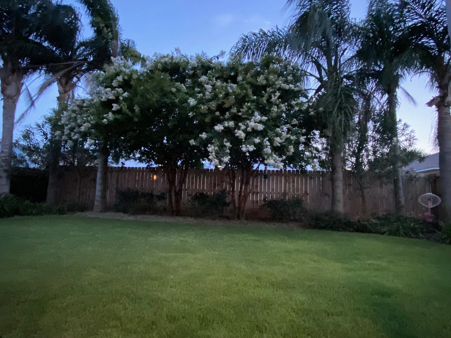 2 bed, 2.5 bath, 1800 sqft, $1,550 — Photo 1