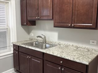 2808 N Campbell Ave #1, Chicago, IL 60618