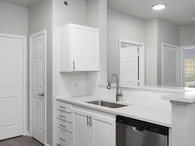 The Fairways Apartment Homes — Photo 25