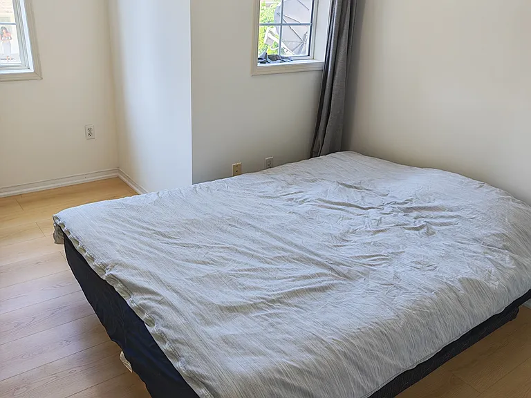 31 Poplar Plains Rd — Photo 4