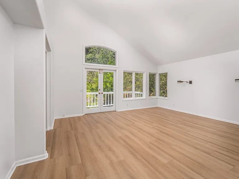 24961 Alicante Dr — Photo 22