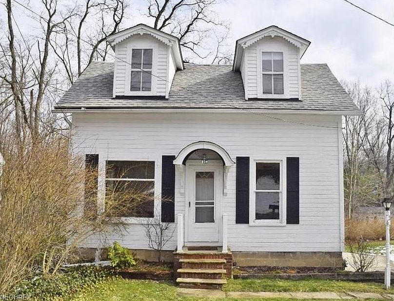 1st image of 234 Chagrin Blvd