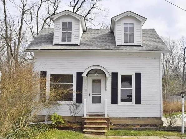 234 Chagrin Blvd, Chagrin Falls, OH 44022