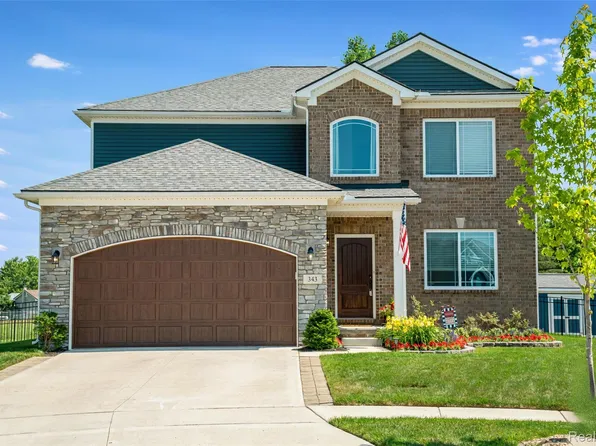 343 Hidden Riv E, Holly, MI 48442