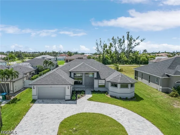 3548 Ceitus Pkwy, Cape Coral, FL 33991
