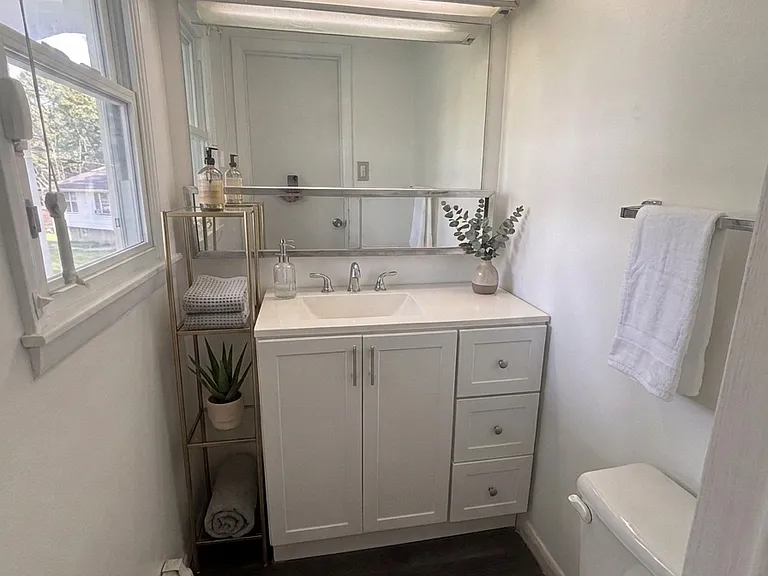 10 Imperial Dr — Photo 15