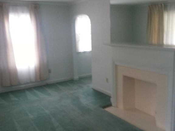 5th image of 1016 Wilkie Dr