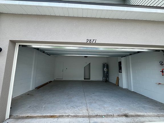 4th image of 9871 Walkway Dr