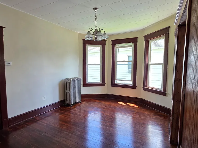 37 Barclay St #1 — Photo 2