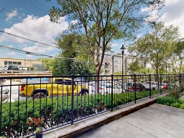 Towson Promenade — Photo 110