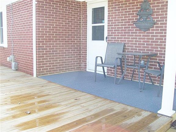 5th image of 1231 Oaklawn St