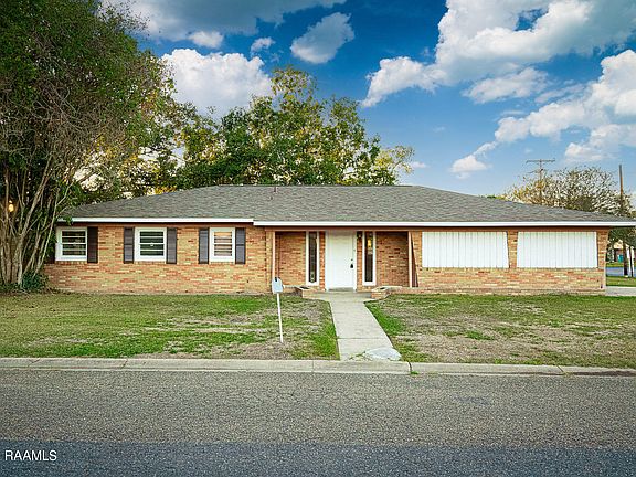 2nd image of 1602 Jasmine Dr