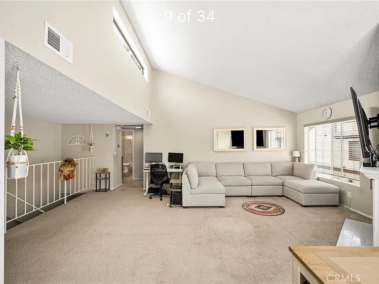 1206 S Cypress Ave #F — Photo 3