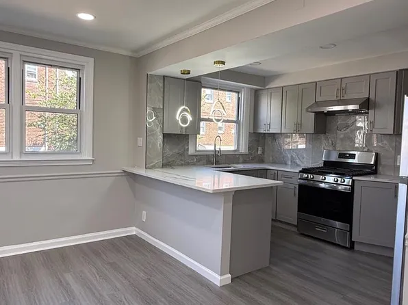 8100 Terry St, Philadelphia, PA 19136
