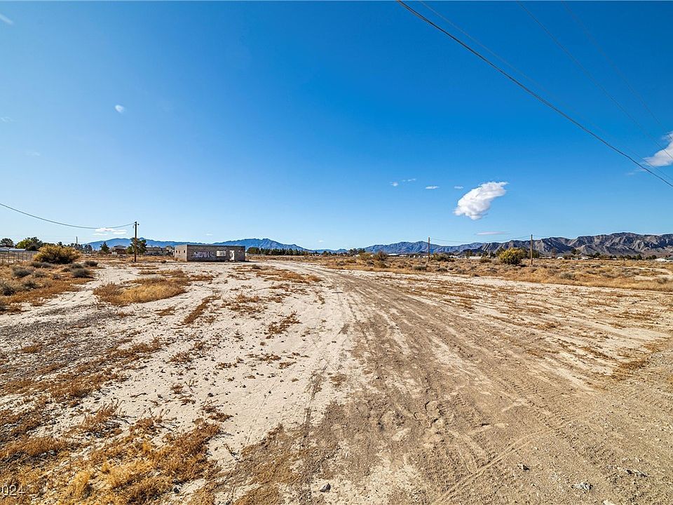 1st image of 2341 W Bell Vista Ave