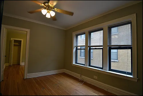 2439 W Logan Blvd #2I Photo 1