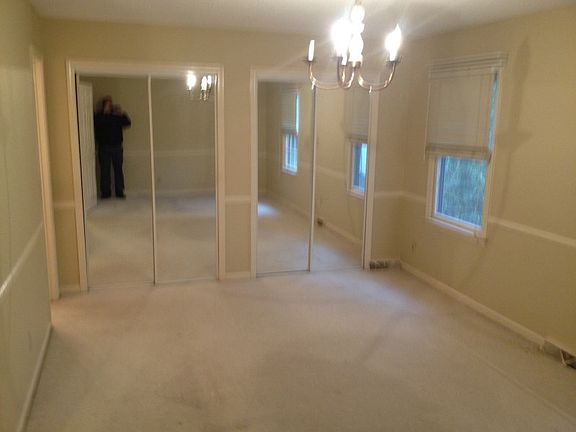 3rd image of 501 Summer Woods Dr