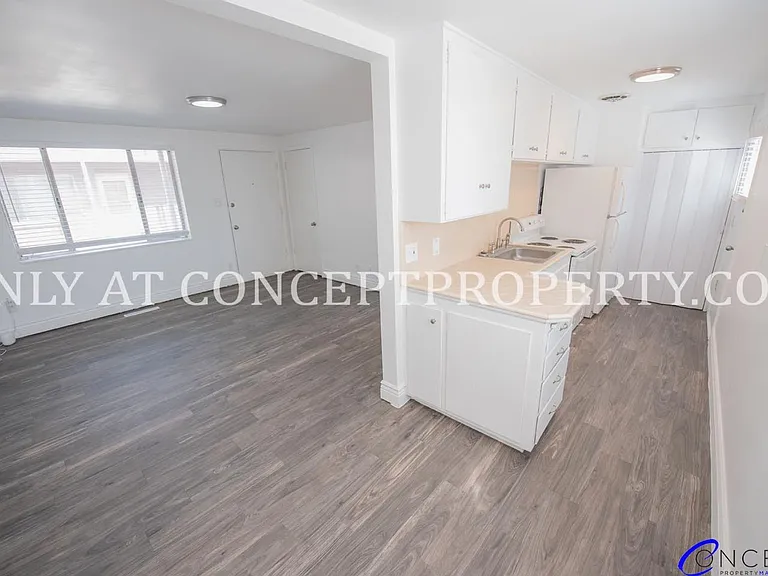 227 E St — Photo 34