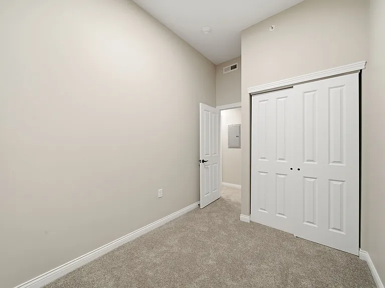 115 S Main St #201 — Photo 4