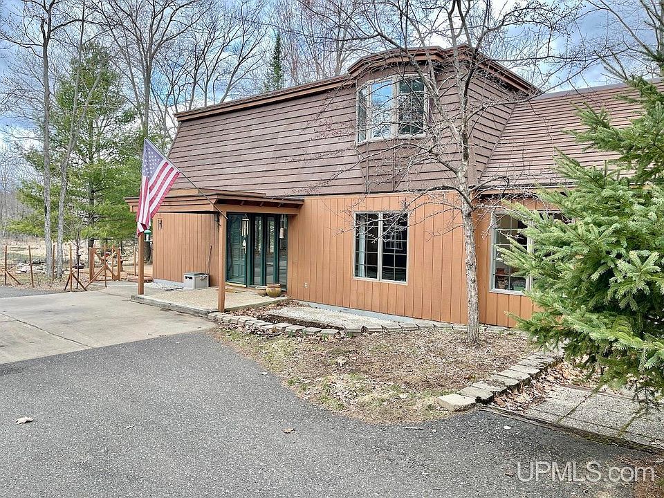 9089 Minnewasca Q Dr Gladstone, MI, 49837 Apartments for Rent Zillow