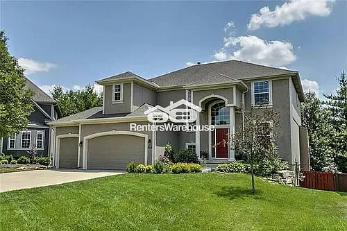 15861 Linden St Photo 1