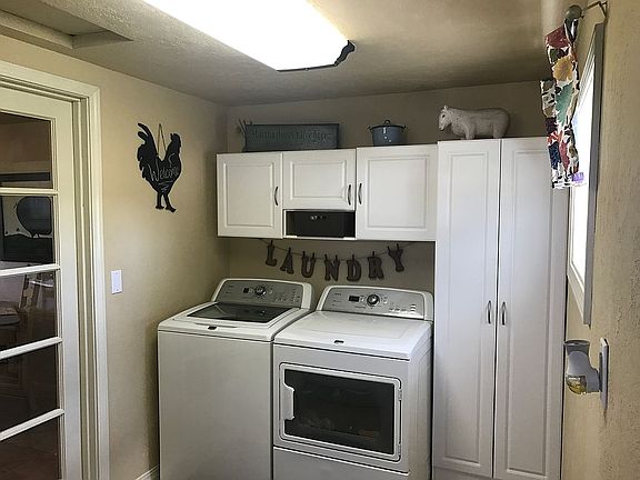 5th image of 490 W Cassia Ave