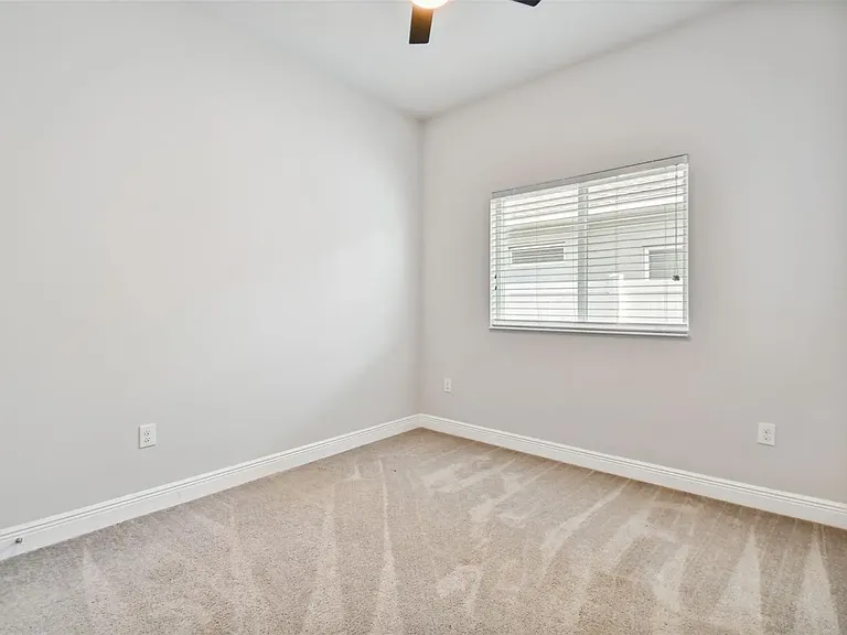 2776 Satilla Loop — Photo 20