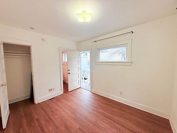 5th image of 125 W Micheltorena St #C1